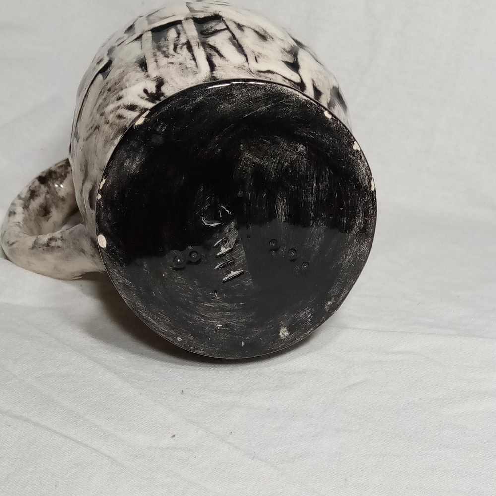 Hand Painted Ceramic Beer Stein Mug - Picture 8 of 8